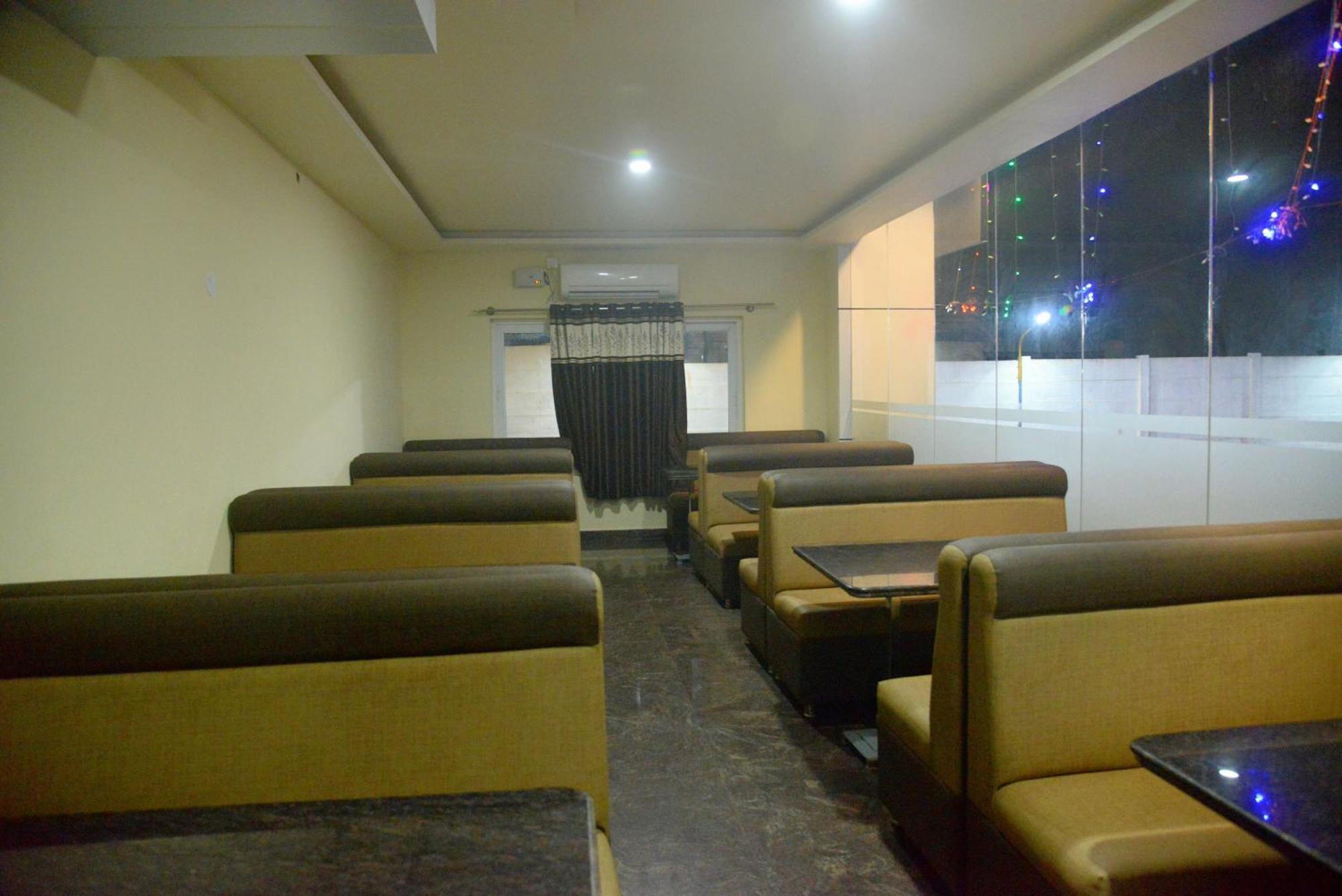 Hotel Souparnika Sagar  Bagian luar foto